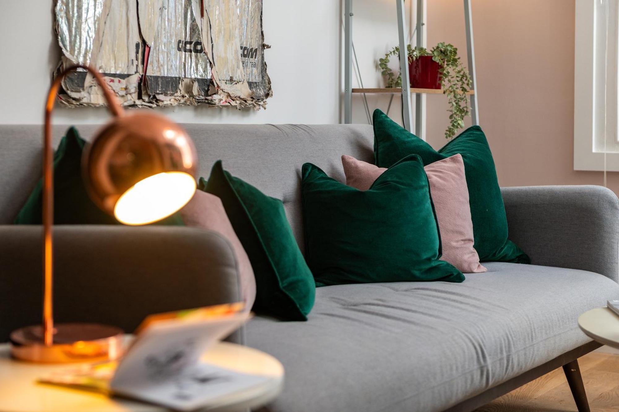 Appartement 1br Stylish Flat By Hostarahomes, Near Liverpool Street, Prime Location, Sleeps Up To 4 Londen